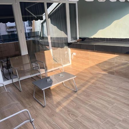 Luxury Apartment At Condor Center 地拉那 外观 照片